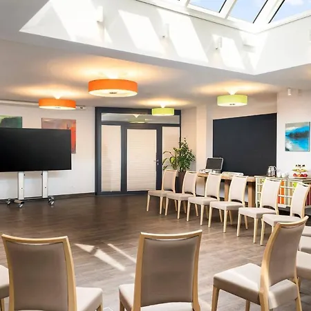 Ringhotel 3* Rüdesheim nad Renem