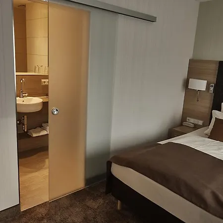 Ringhotel Otel 3*