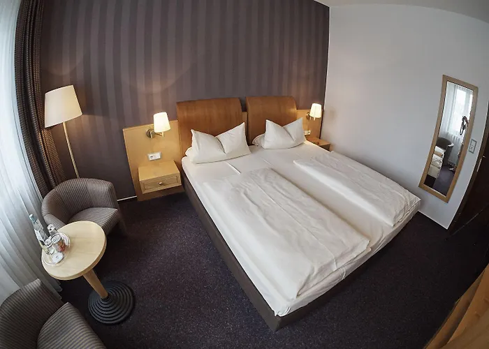 Ringhotel מלון 3*